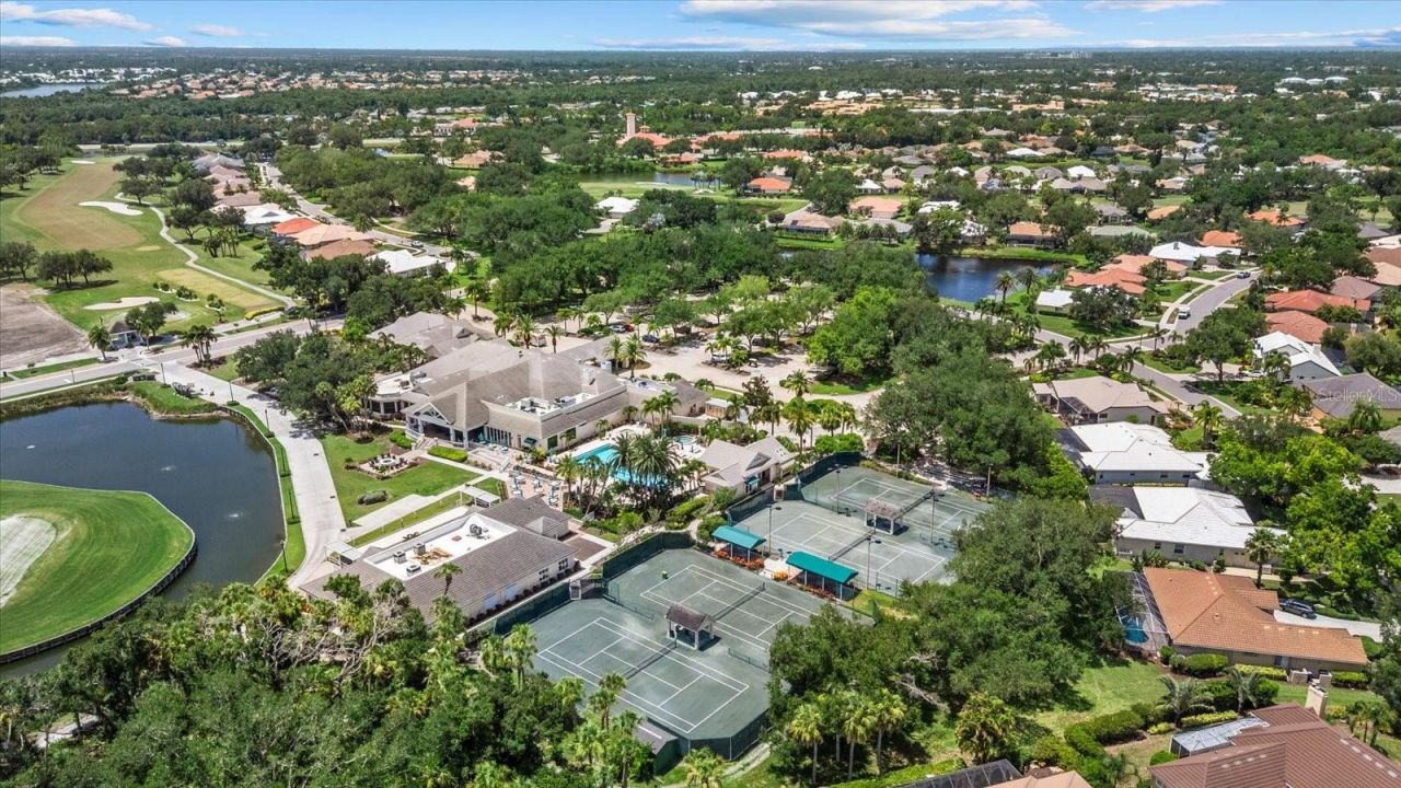 288 Venice Golf Club Drive, Venice, FL 34292 Photo