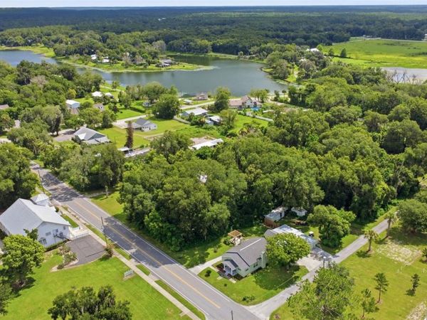 S LAKEVIEW DRIVE , LAKE HELEN, FL 32744