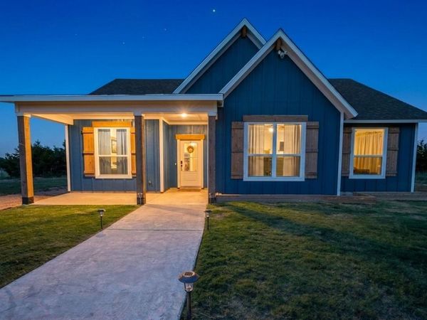 104 Donnie DR , Lampasas, TX 76550