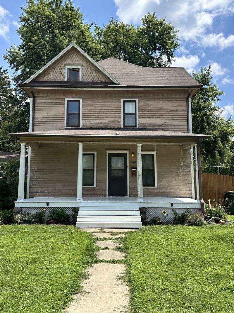 1102 8th Avenue , Sterling, IL 61081