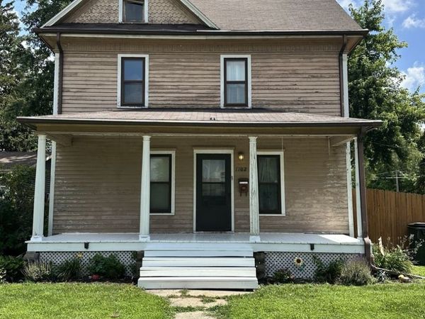 1102 8th Avenue , Sterling, IL 61081