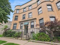 4614 S CALUMET Avenue, Chicago, IL 60653 primary photo