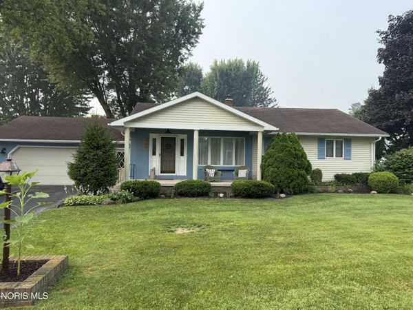 309 W Cole Road , Fremont, OH 43420