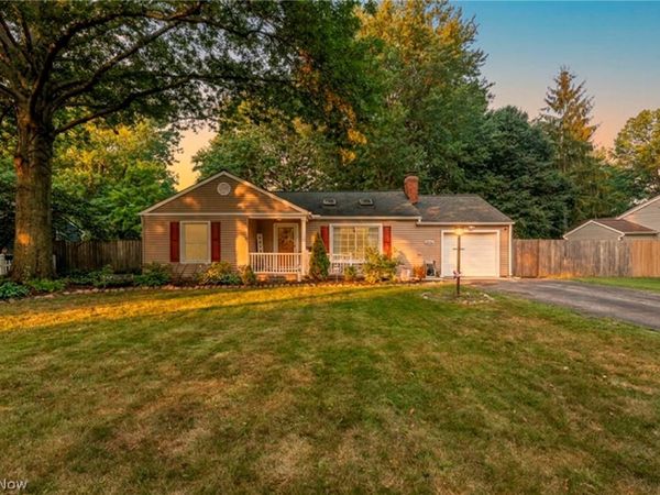 5950 Louis Drive , North Olmsted, OH 44070