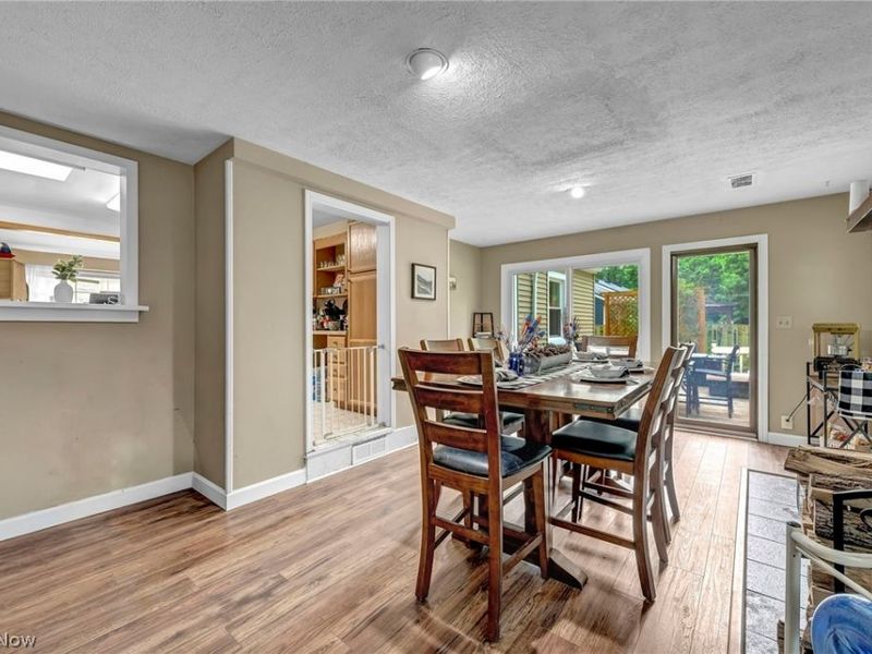 5950 Louis Drive, North Olmsted, OH 44070 Photo 16