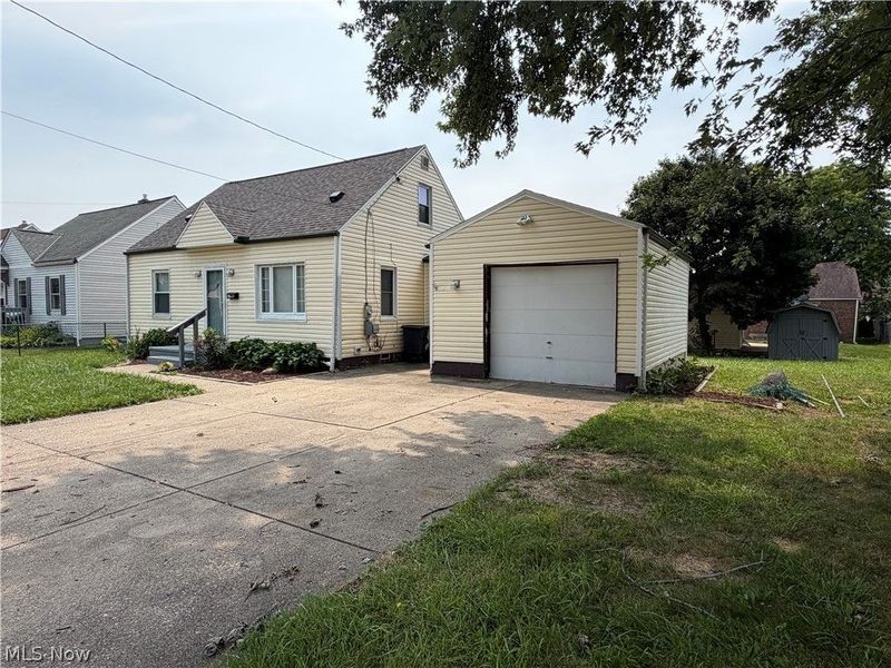 1106 Reed Avenue, Akron, OH 44306 Photo 15
