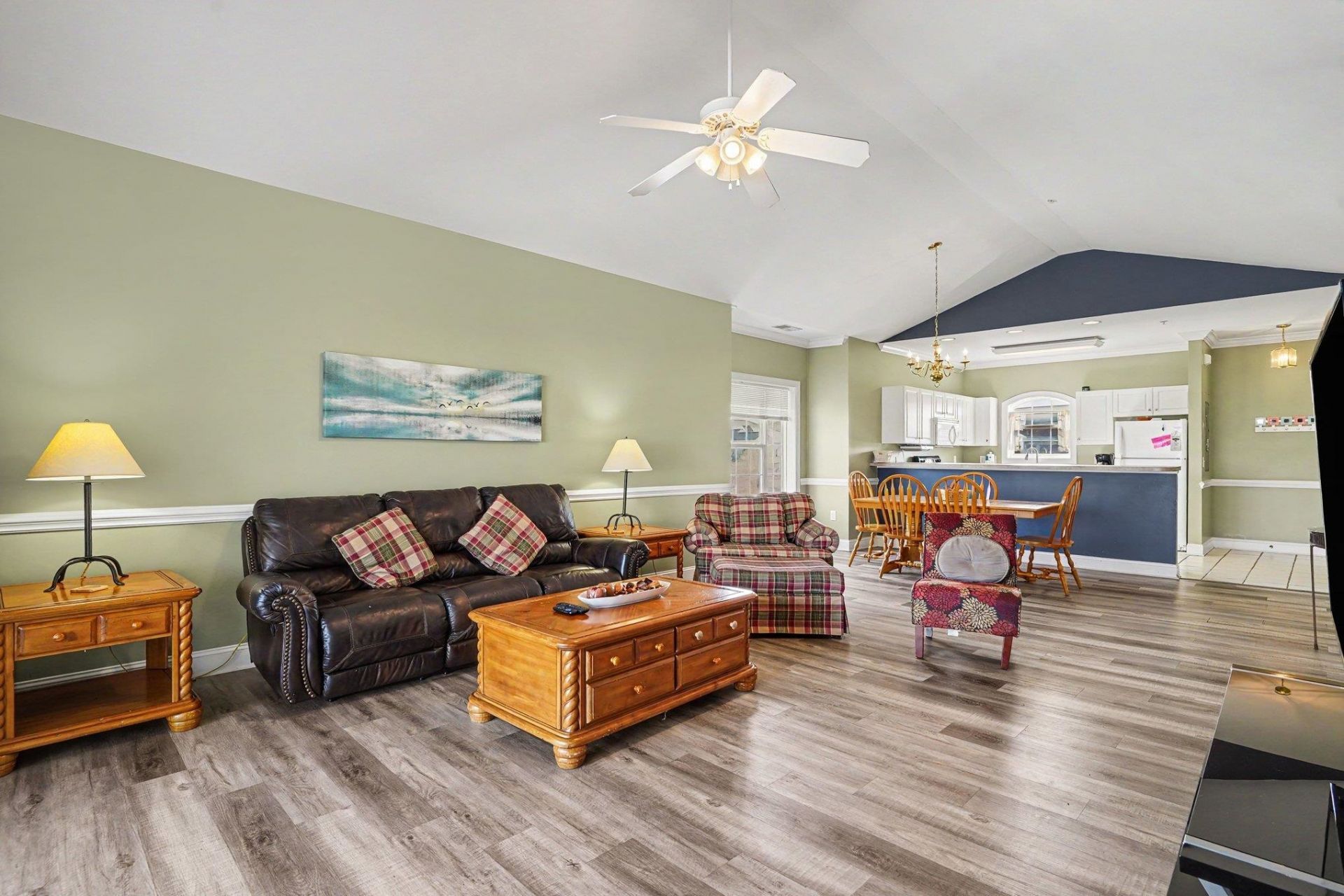 4878 Dahlia Ct.  Photo 5