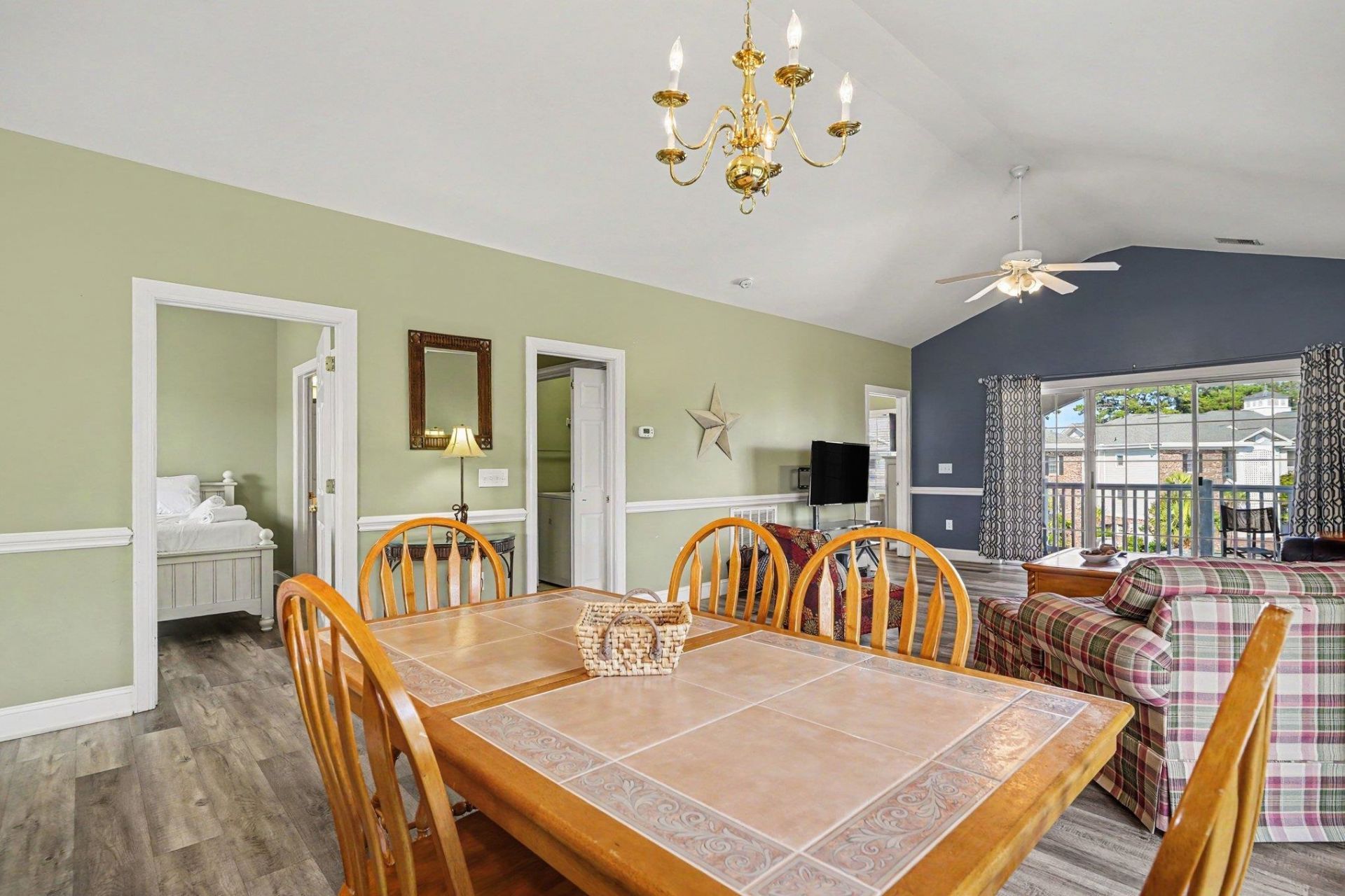 4878 Dahlia Ct.  Photo 7