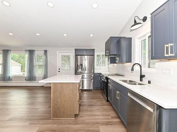 4138 N 84th STREET, Milwaukee, WI 53222