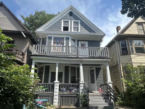 1912 W Rogers STREET, Milwaukee, WI 53204