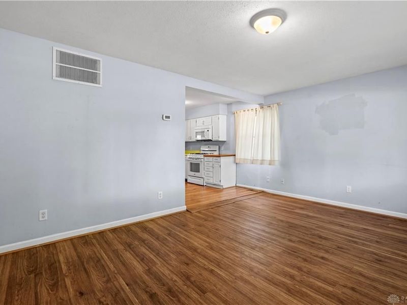5075 Pensacola Boulevard, Moraine, OH 45439 Photo 22