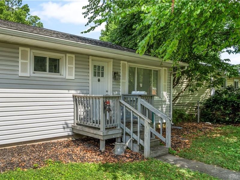 5075 Pensacola Boulevard, Moraine, OH 45439 Photo 4