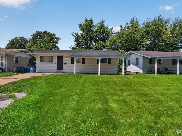 10341 Lilac Avenue , St Louis, MO 63137