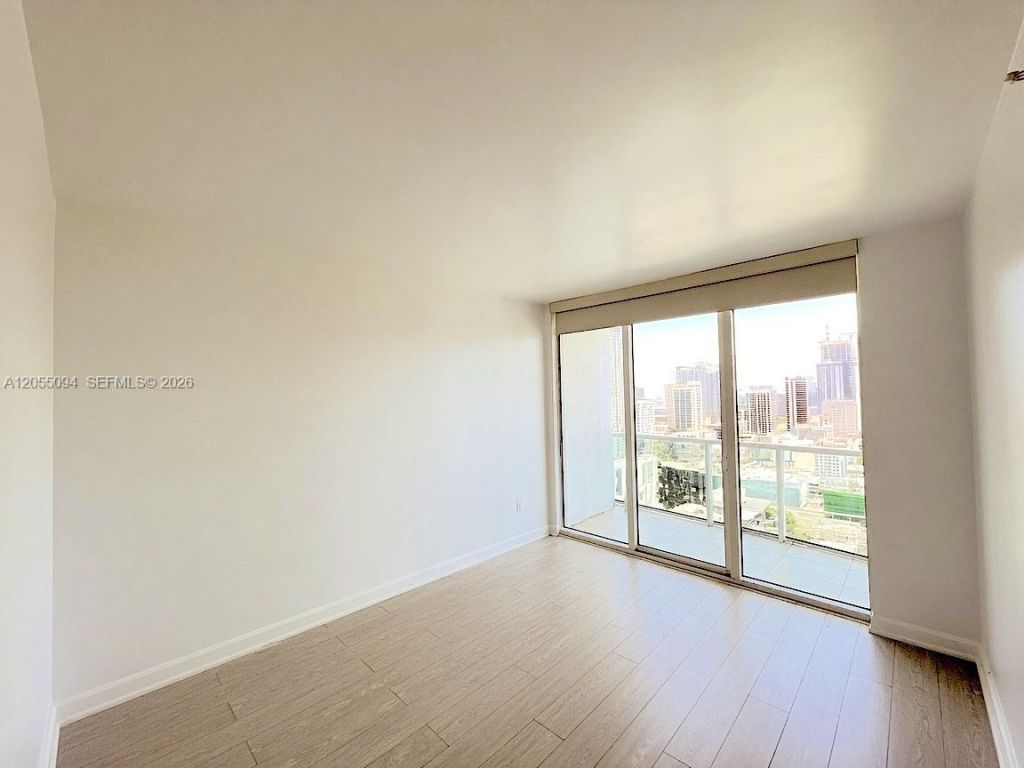 31 SE 5th St , Unit 3712, Miami, FL 33131 Photo