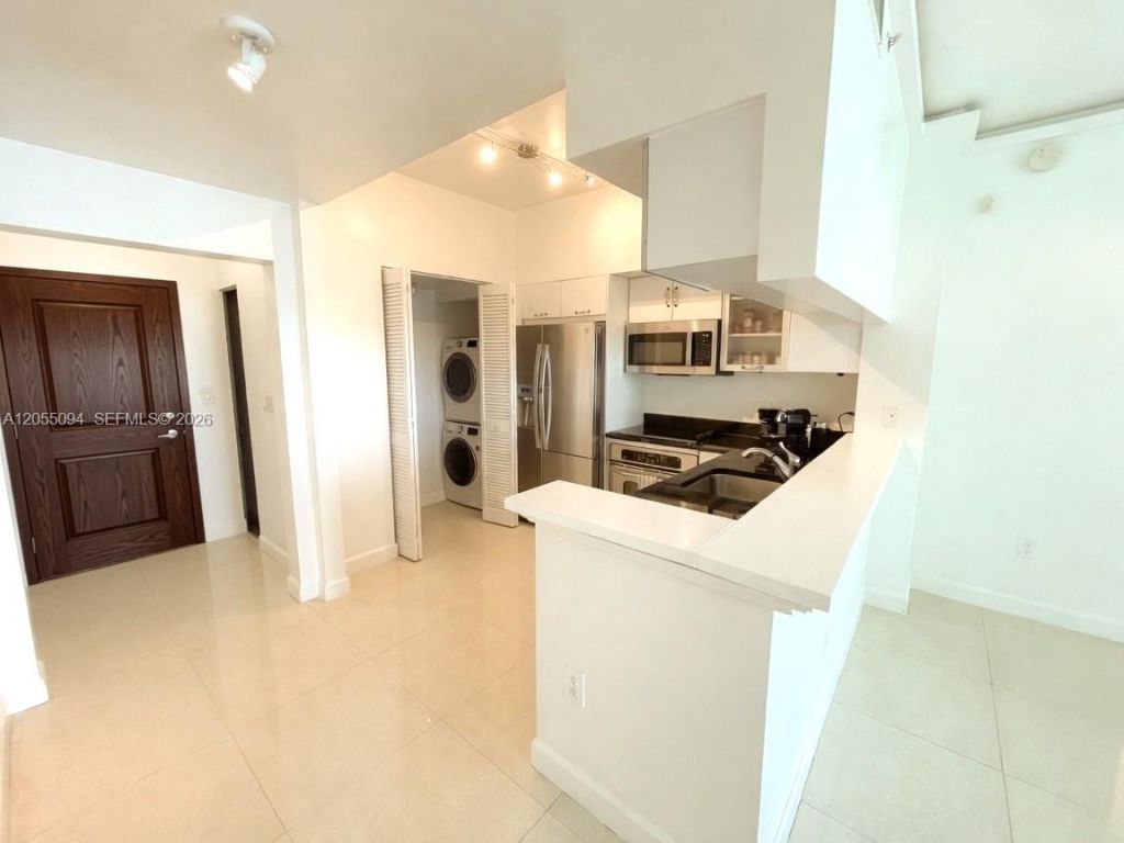 31 SE 5th St , Unit 3712, Miami, FL 33131 Photo