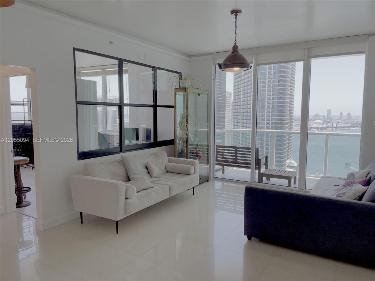 31 SE 5th St , Unit 3712, Miami, FL 33131 Photo