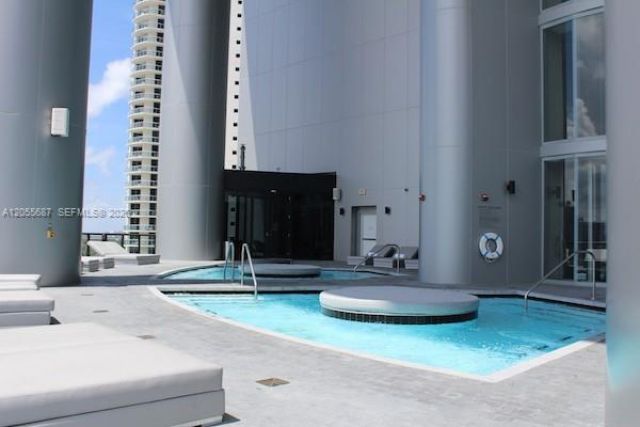 18555 Collins Ave , Unit 4705, Sunny Isles Beach, FL 33160 Photo