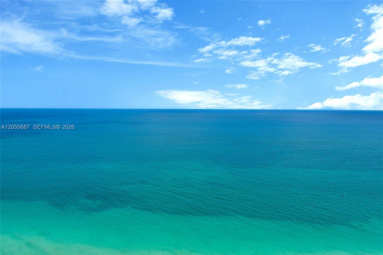18555 Collins Ave , Unit 4705, Sunny Isles Beach, FL 33160 Photo