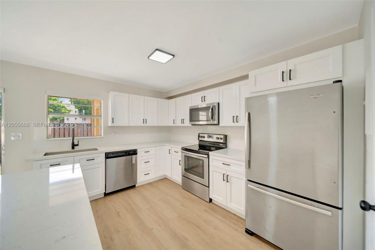 8769 SW 137th Ave, Unit 8769, Miami, FL 33183 Photo