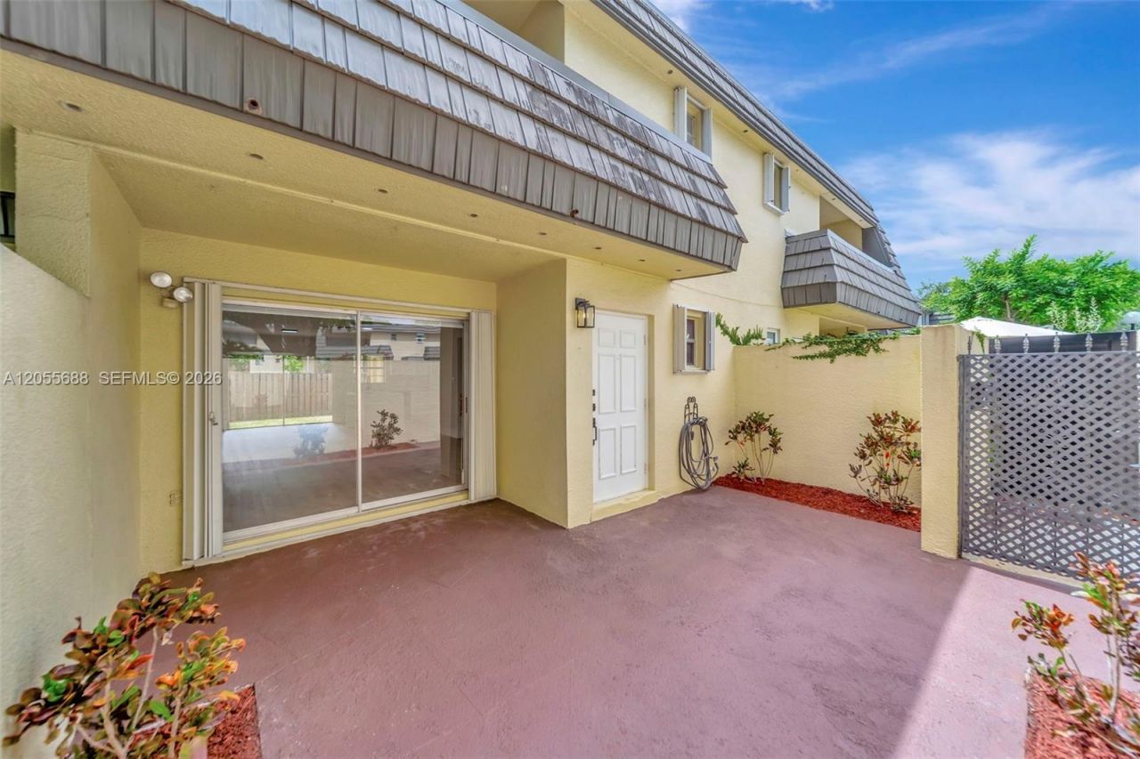 8769 SW 137th Ave, Unit 8769, Miami, FL 33183 Photo