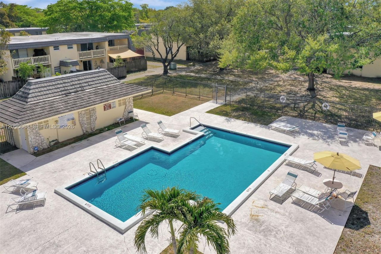 8769 SW 137th Ave, Unit 8769, Miami, FL 33183 Photo