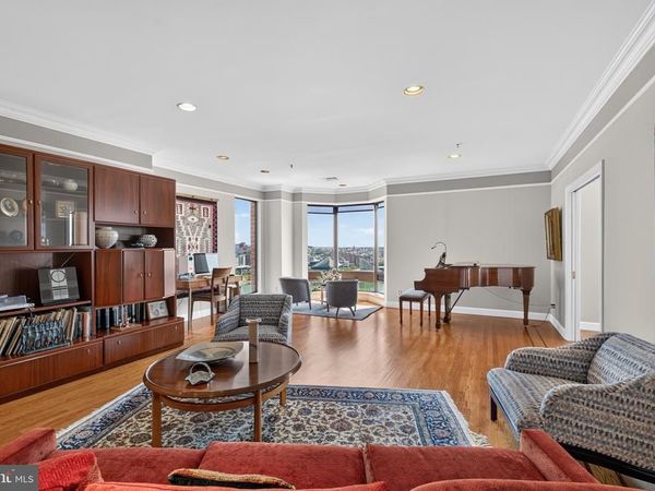 10 E LEE STREET , Unit 1701, BALTIMORE, MD 21202