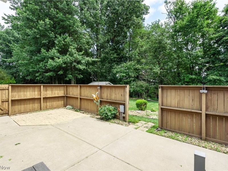 5325 Sycamore Hill Drive, New Middletown, OH 44442 Photo 32