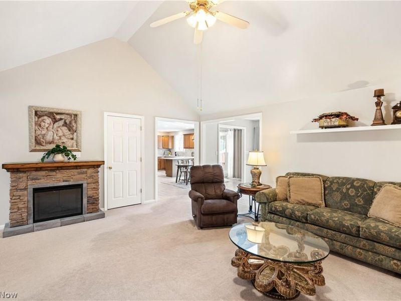 5325 Sycamore Hill Drive, New Middletown, OH 44442 Photo 8