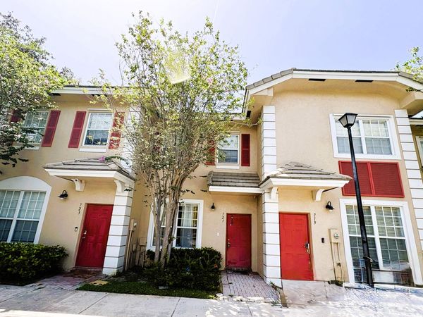 721 NW 42nd Avenue, Plantation, FL 33317