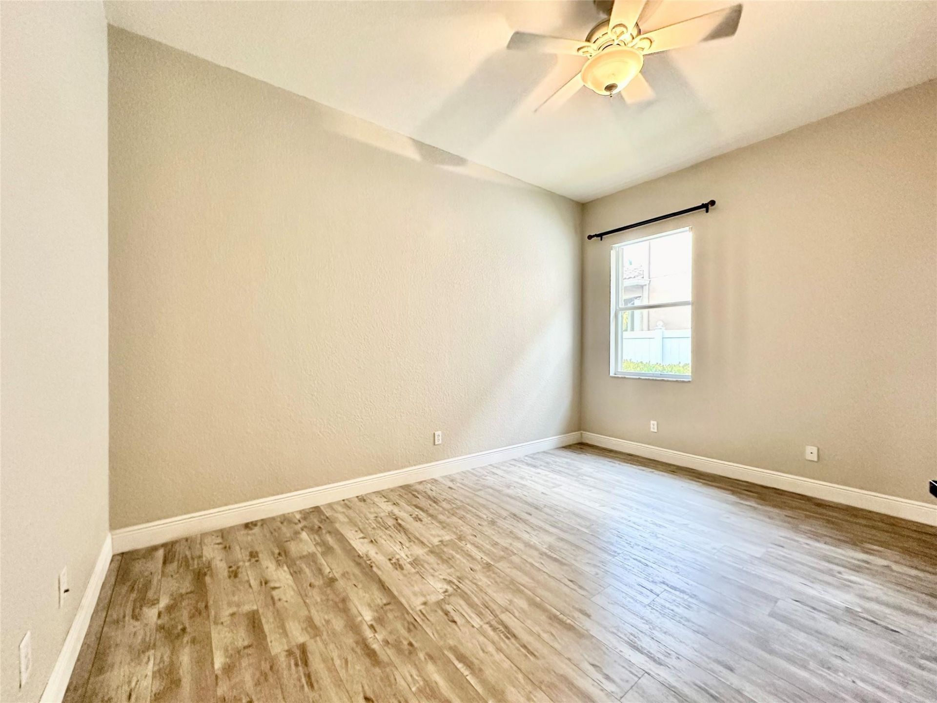 4109 W Whitewater Avenue, Weston, FL 33332 Photo