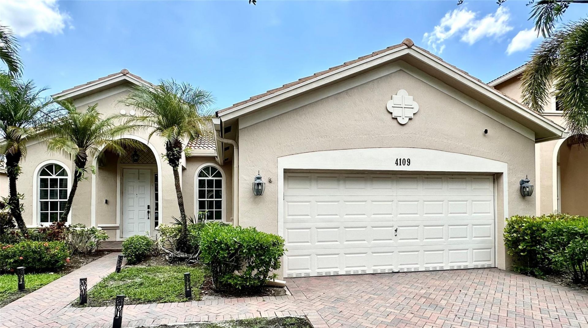 4109 W Whitewater Avenue, Weston, FL 33332 Photo