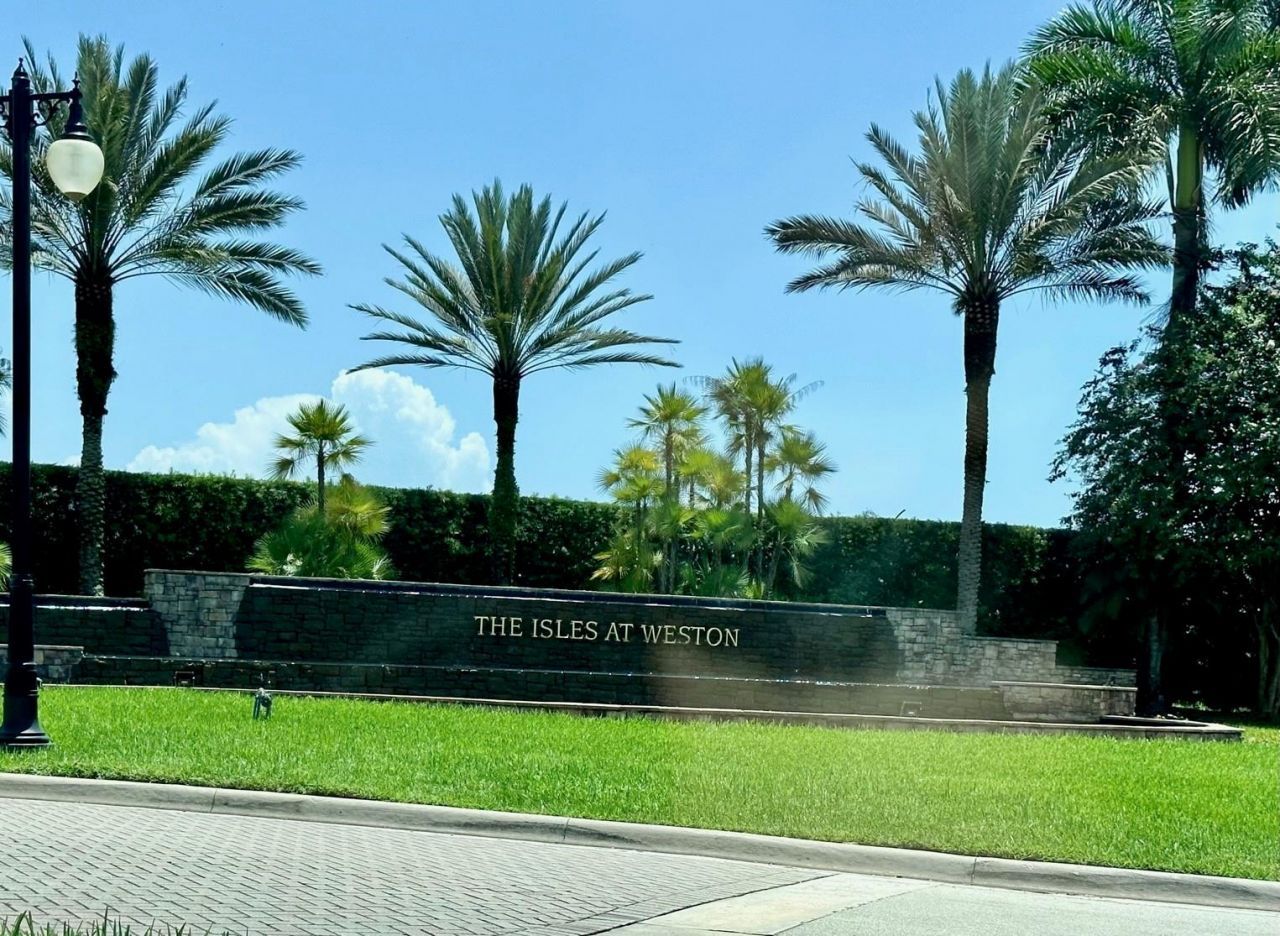 4109 W Whitewater Avenue, Weston, FL 33332 Photo
