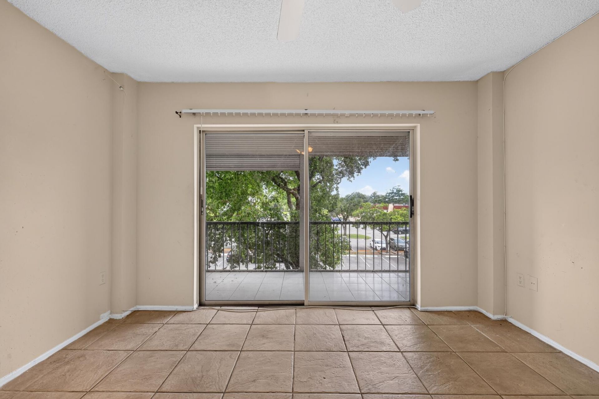4172 Inverrary Drive, Unit 309, Lauderhill, FL 33319 Photo