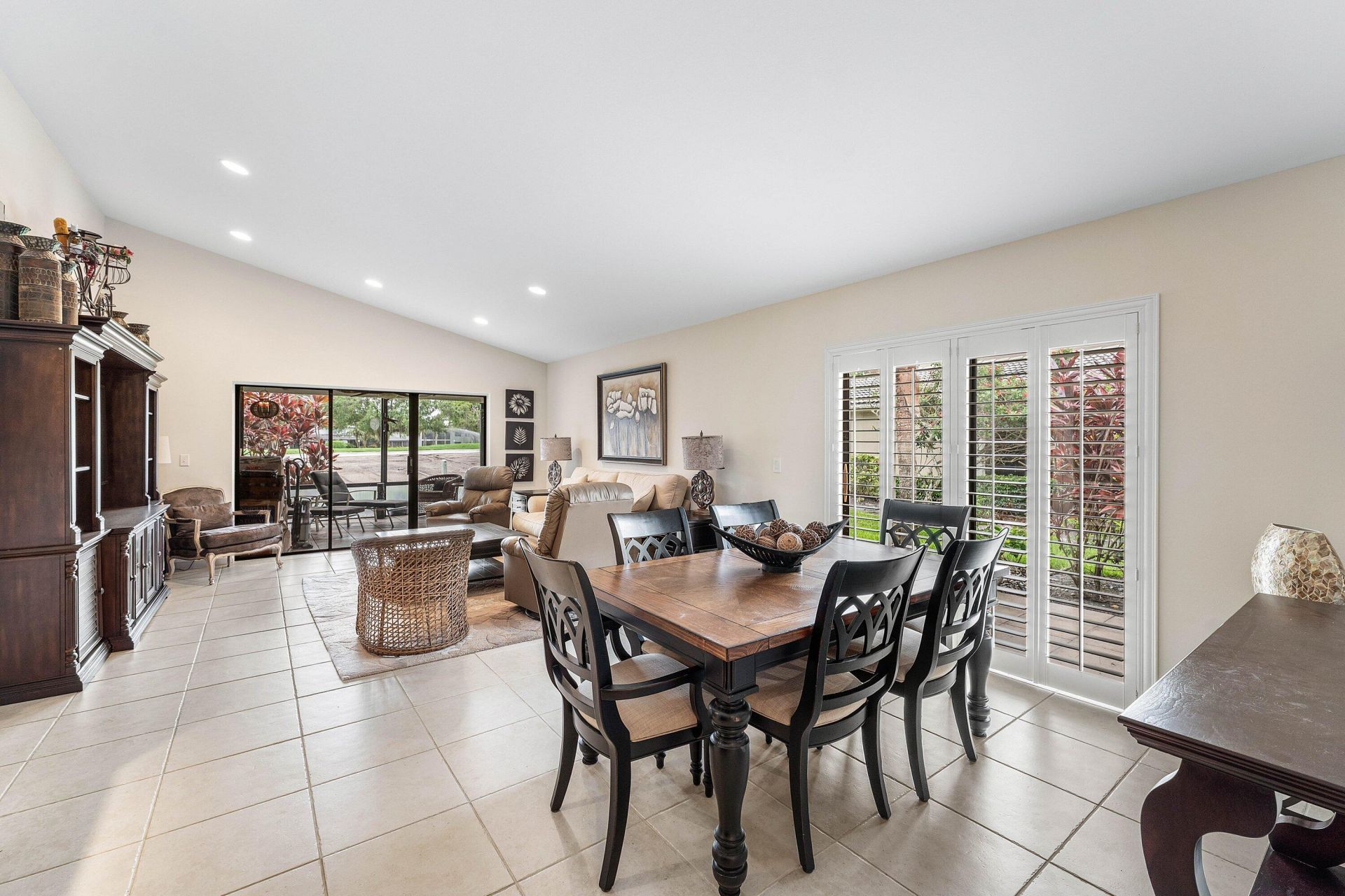 1 Stratford Drive E, Unit D, Boynton Beach, FL 33436 Photo