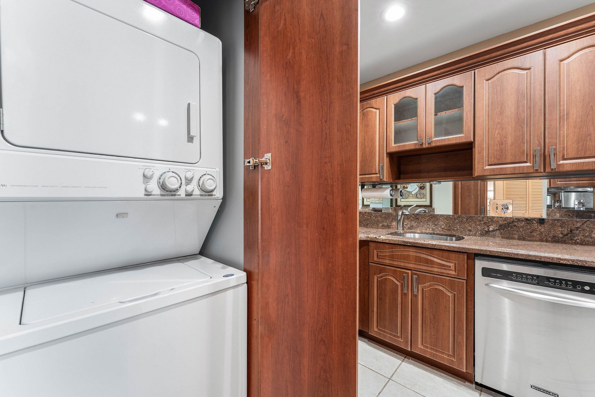 1 Stratford Drive E, Unit D, Boynton Beach, FL 33436 Photo