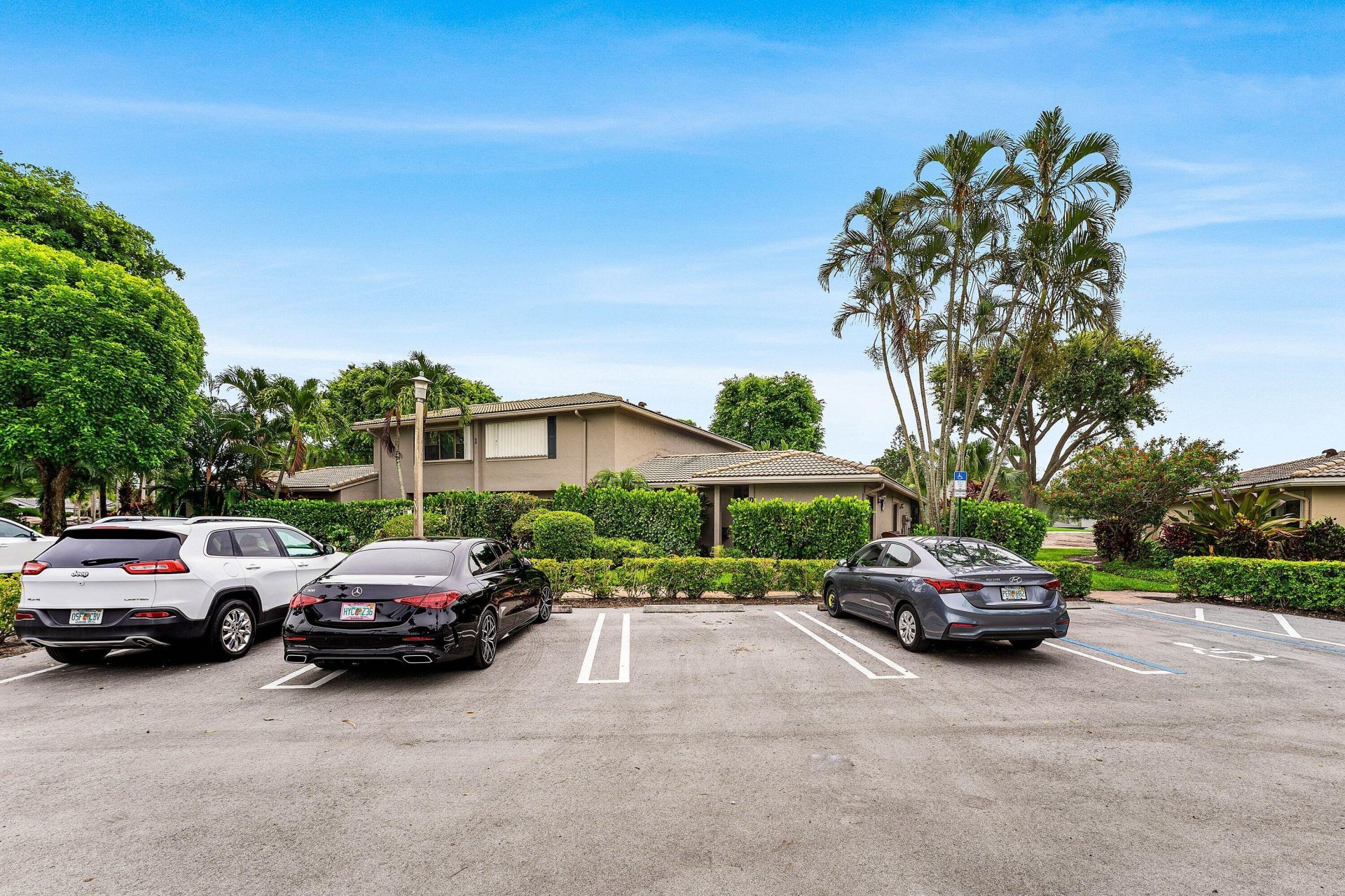 1 Stratford Drive E, Unit D, Boynton Beach, FL 33436 Photo