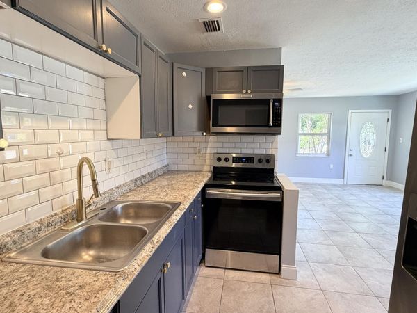 607 N 19th Street, Fort Pierce, FL 34950
