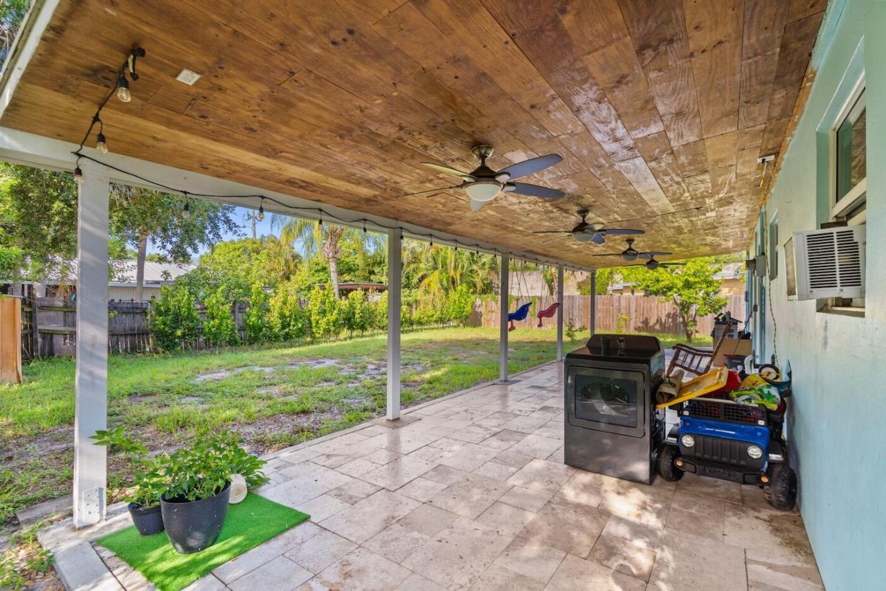 1446 W Jennings Street, Lantana, FL 33462 Photo