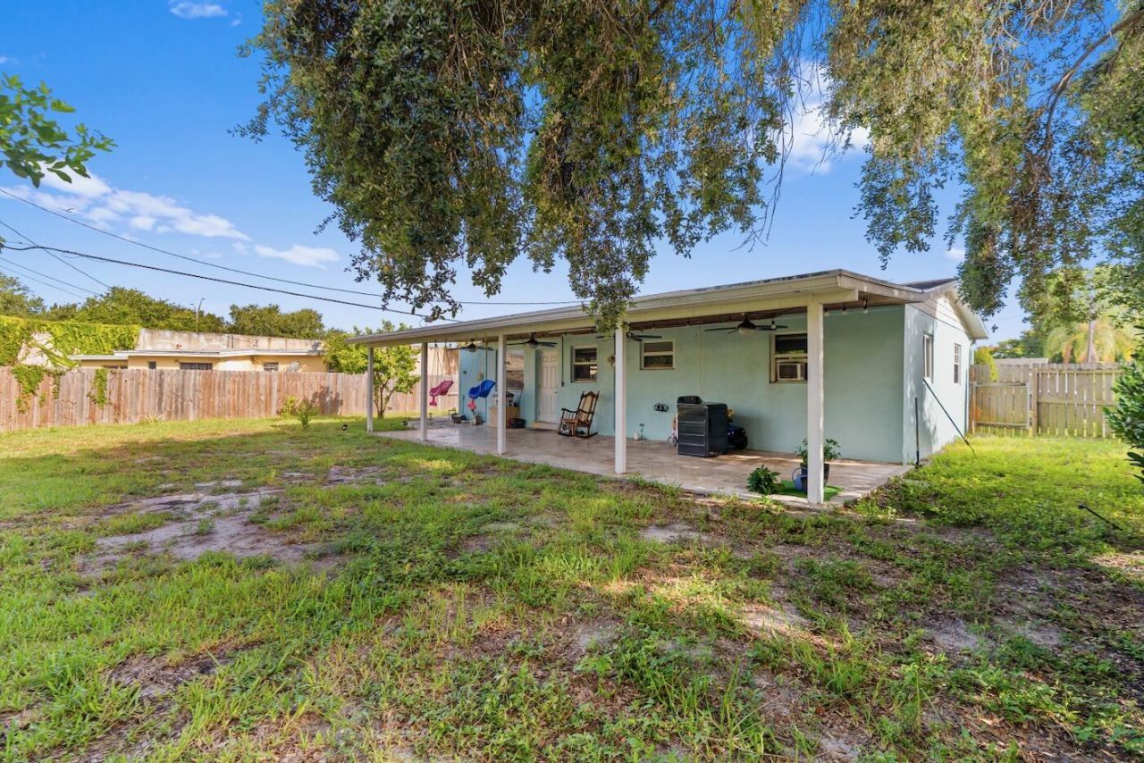 1446 W Jennings Street, Lantana, FL 33462 Photo