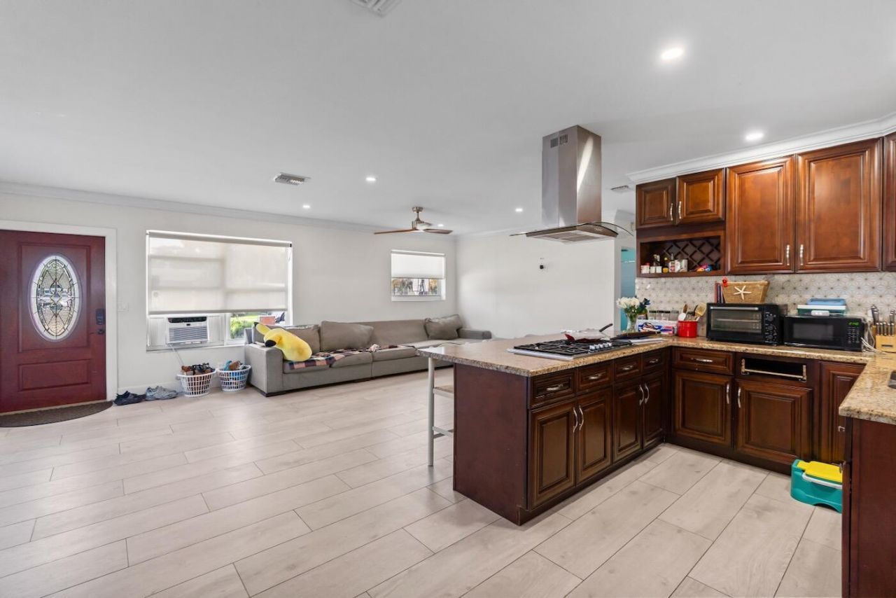 1446 W Jennings Street, Lantana, FL 33462 Photo