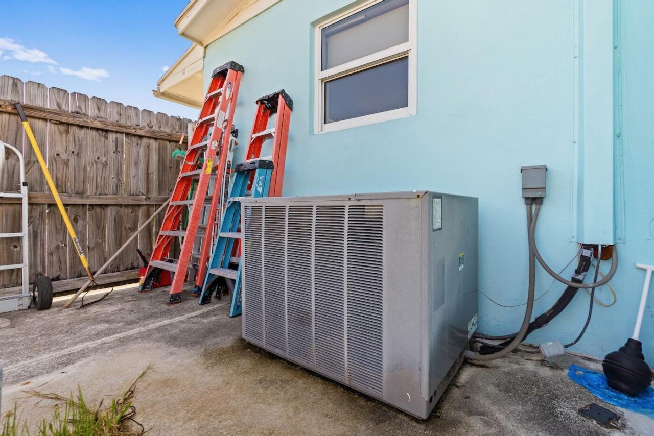 1446 W Jennings Street, Lantana, FL 33462 Photo