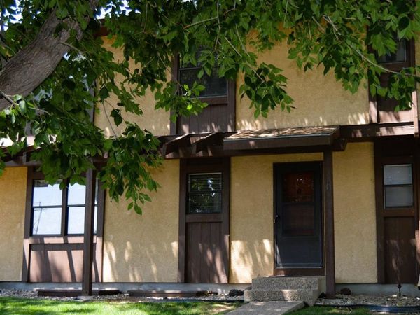43 Glenroyal Dr, Unit Q, Pueblo, CO 81005