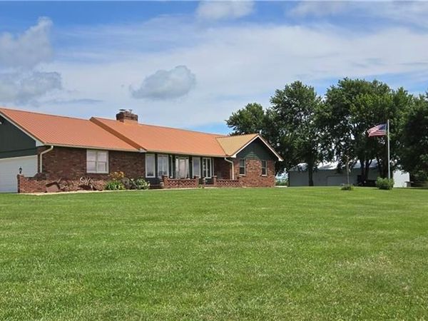 31755 375th Street, Osawatomie, KS 66064