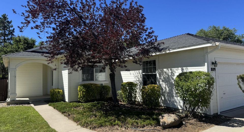 889 Meadow Vista Drive, Carson City, NV 89705 Photo
