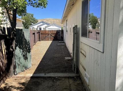 889 Meadow Vista Drive, Carson City, NV 89705 Photo