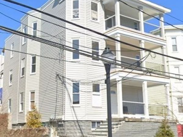 40 Temple, Unit 3, Somerville, MA 02145