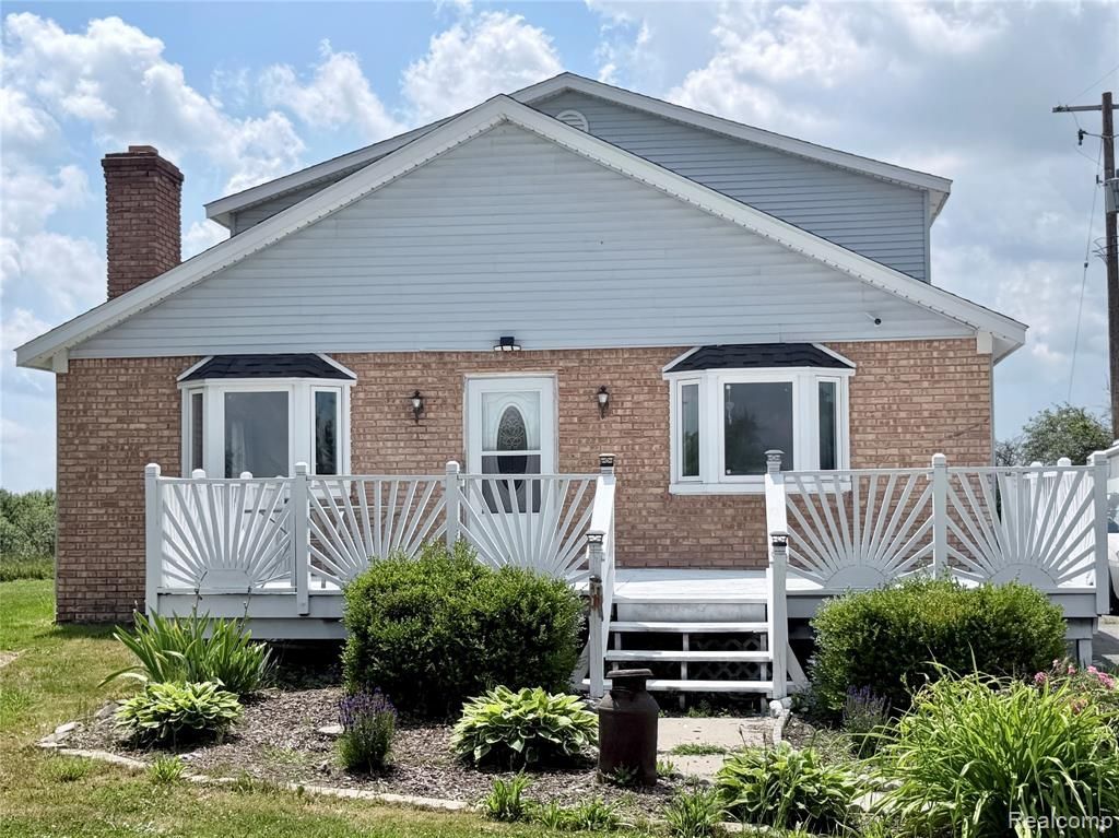 10865 Norman Road, Yale, MI 48097 Main Photo