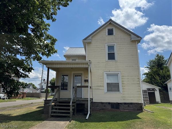 1349 E Main Street, Coshocton, OH 43812