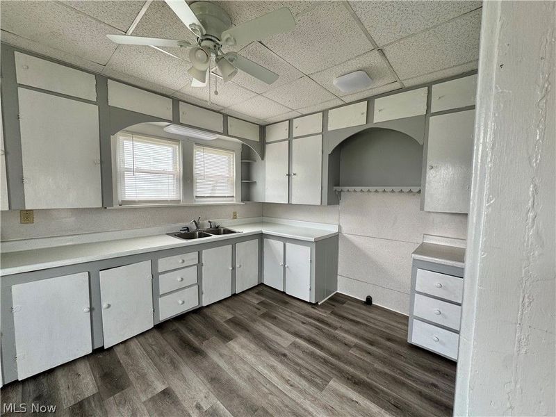 1349 E Main Street, Coshocton, OH 43812 Photo 9
