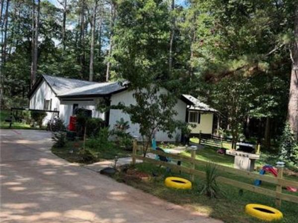 135 Windy Hill Road , Fayetteville, GA 30214